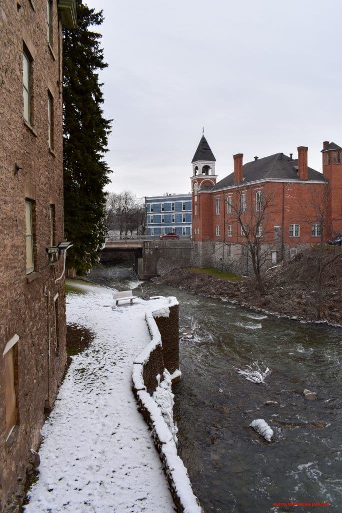 Dann Corner (Rt15A and Honeoye Falls No.6 Rd) Ford Corner (W. Bloomfield Rd and Cheese Factory Rd) Hamlet of Mendon (Rt64 and Rt251) Are you looking to build? Shone Circle has many lots available on over an acre of land to build your custom Sickles dream home. Meadows of Mendon Stables (W. Bloomfield Rd and Boughton Hill Rd) Mendon Farms (Off Mile Square Rd: Drumlin View Dr/Hopper Hills Way) Minutes away from Mendon Golf Club and the heart of Mendon (Mid-1980’s 2,000+sq ft single-family homes range from $300-$400K) Millstone Acres (Off Mile Square Rd: Kingsbridge Ln/Chillington Ln) Colonials set on ample lots close to Lehigh Valley Trail (1980’s 2,000+ Mid $300K) Moran Center (Rt15A and Monroe St) Rochester Junction (Rt251 and Rt65) Sibleyville (Rt15A and Sibley Rd) Tomlinson Corners (Rt64 and Boughton Hill Rd) Trout Creek (Mendon Ionia to Trout Creek) Custom homes on large lots (Mid $300-$500k) close to Mendon Golf Club and 20 Deep Winery
